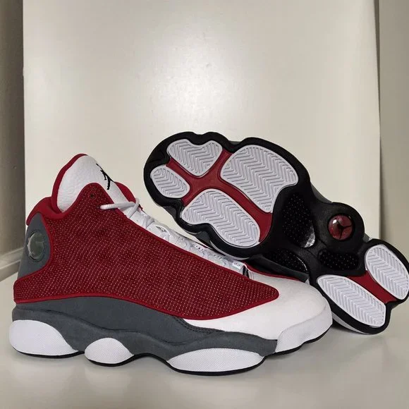 AIR JORDAN 13 Retro Red Flint Size 8 NEW SHIP ASAP